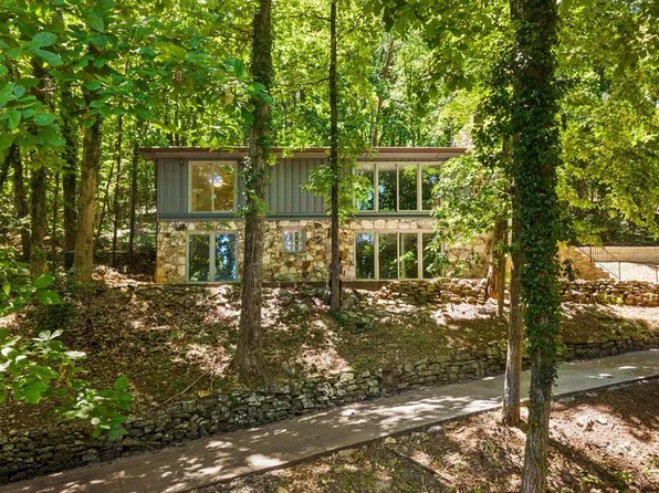 2312 Mount Haven Dr, Dalton, GA 30720