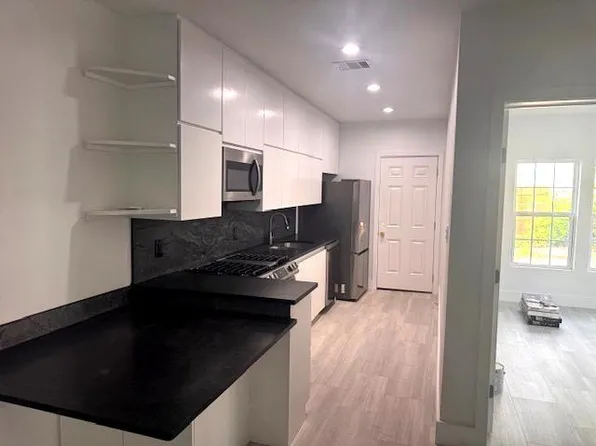 2901 Isabella St, Houston, TX 77004