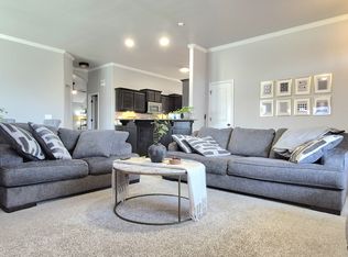 18221 Sandhurst Ct, Edmond, OK 73012