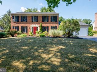 547 Wheatfield Dr, Lititz, PA 17543
