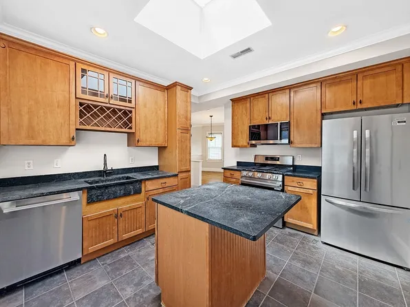 9 Odonnell Sq #3, Dorchester, MA 02122