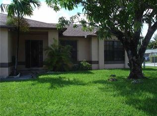 16603 SW 99th Pl, Miami, FL 33157