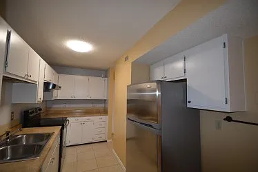 1 Br/1 Ba Condo In Titusville — Photo 3