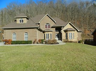 574 Cedar Creek Rd, Pikeville, KY 41501