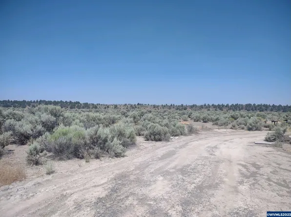 86351 Raven Ridge Ln, Christmas Valley, OR 97641
