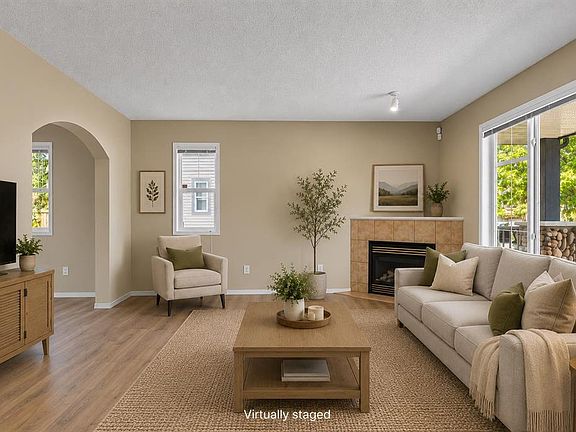 4th image of 17 E Citadel Point NW