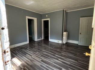 426 W 4th St #1, Elmira, NY 14901