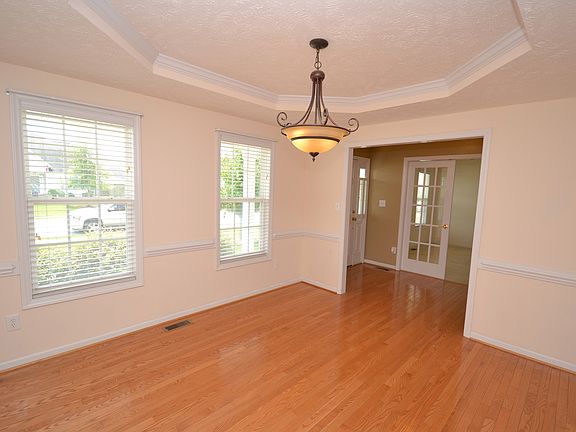 4th image of 5910 Lillytrotter Dr