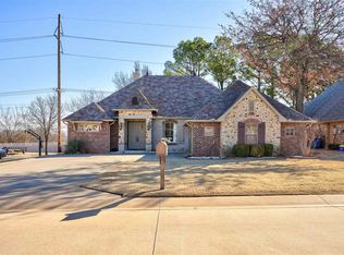 1707 S Fiddlers Hill St, Stillwater, OK 74074