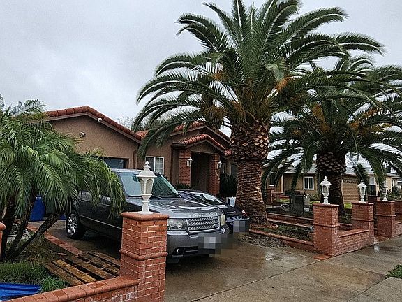 3rd image of 10038 Gaviota Ave