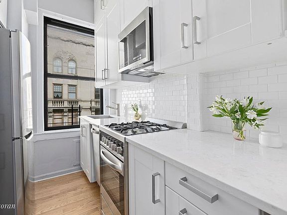 4th image of 599 W End Ave APT 12A