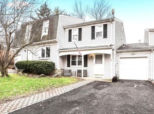 43 Larch Ct, Fishkill, NY 12524