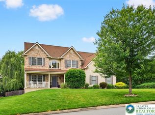 508 City View Dr, Nazareth, PA 18064