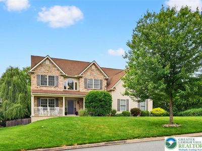 508 City View Dr, Nazareth, PA, 18064