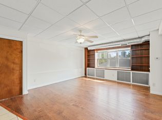 811 W Springfield Ave #B, Champaign, IL 61820