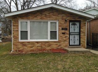 15711 Vine Ave, Harvey, IL 60426