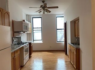 180 Greenpoint Ave APT 2L, Brooklyn, NY 11222