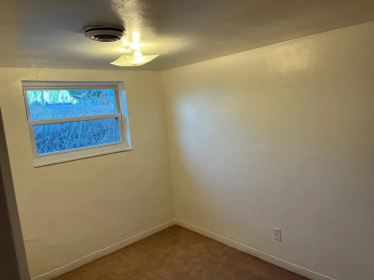 133 Reichart Ave #B — Photo 5