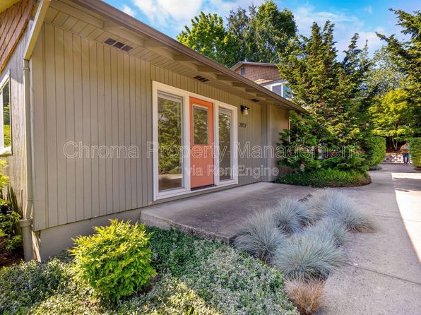 2937 SW Miles St #2