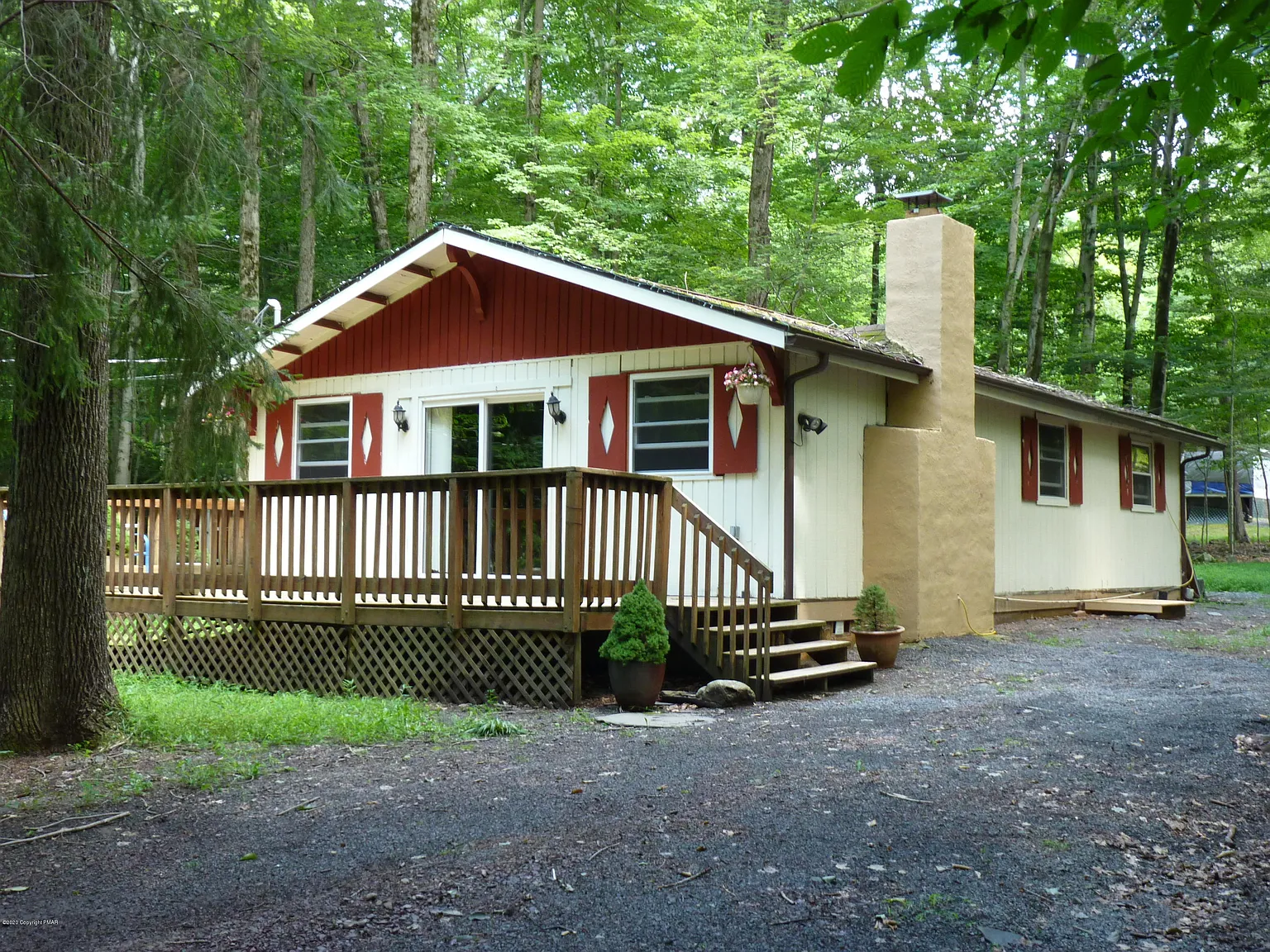162 Mountain View Dr photo 1