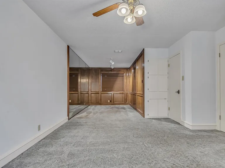 5704 Lands End — Photo 14