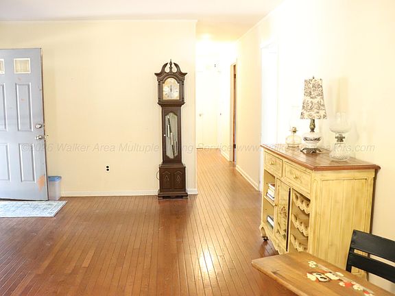 5th image of 334 Bird Farm Rd