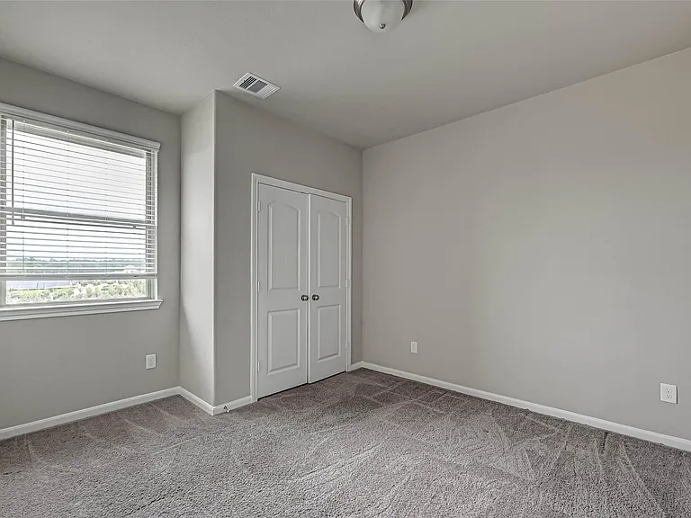 315 Biltmore Loop — Photo 21