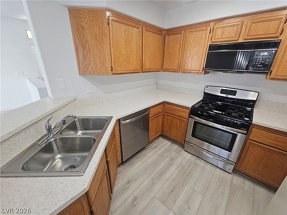 5th image of 5155 W Tropicana Ave Unit 1019