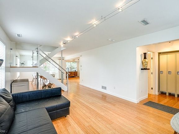 4th image of 8731 Quailridge Ct