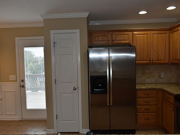 5th image of 7281 Klingler Ln #1188