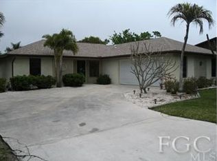 7548 Caloosa Dr, Bokeelia, FL 33922