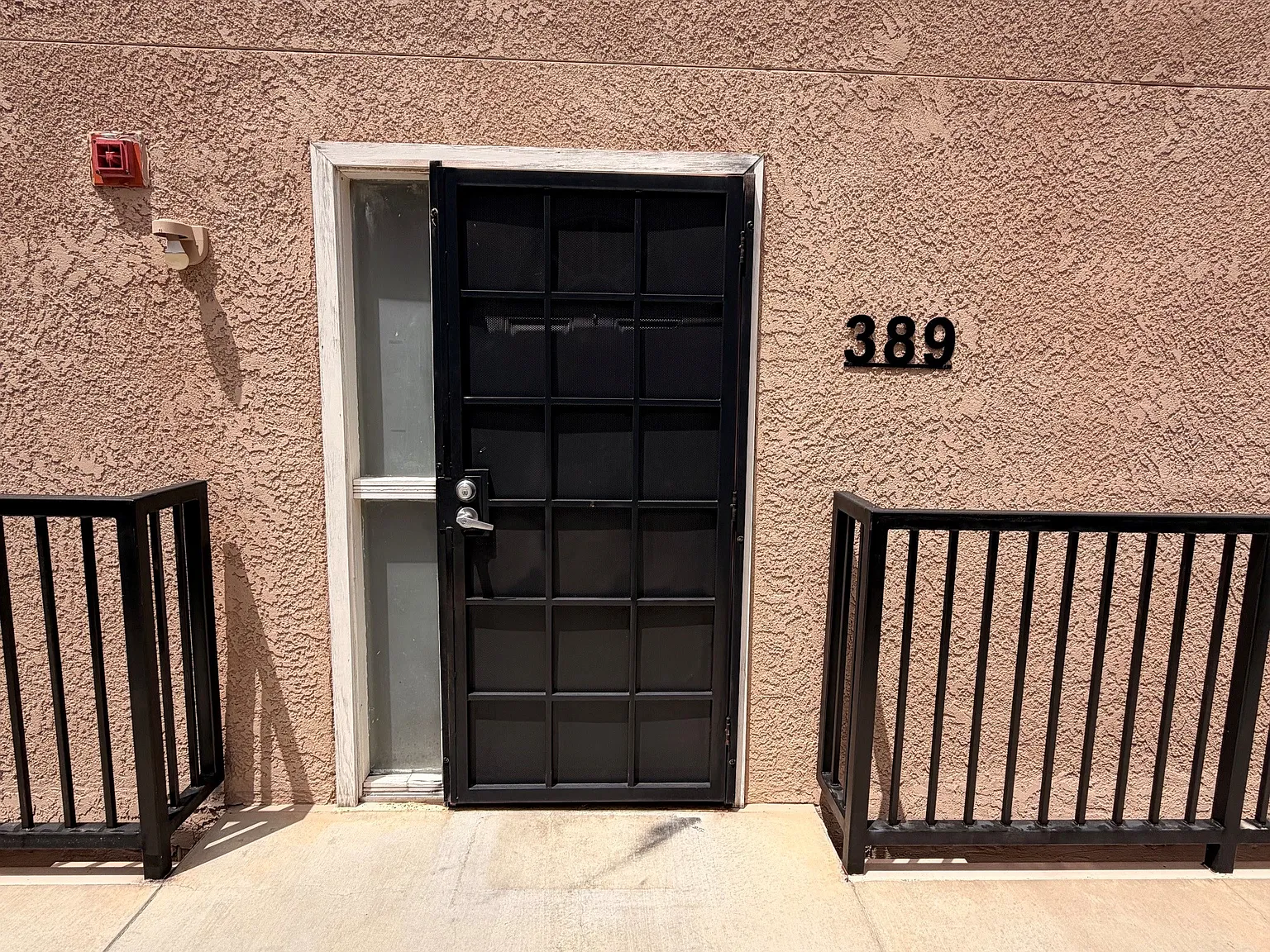 2601 W Broadway — Photo 2