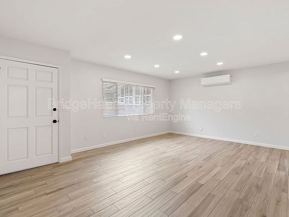 2nd image of 4745 Marlborough Dr