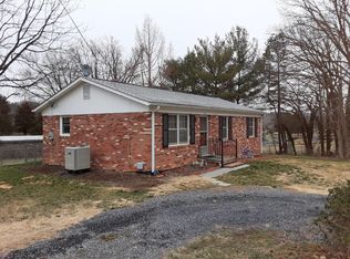332 W Duck St, Front Royal, VA 22630