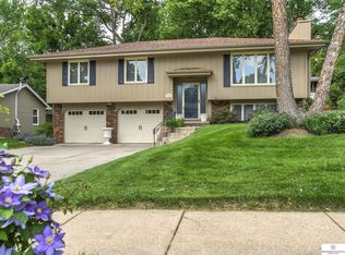2116 S 163rd Cir, Omaha, NE 68130