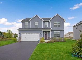 26327 Summer Trace Dr, Perrysburg, OH 43551