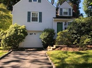 121 Brunswick Rd, Cedar Grove, NJ 07009