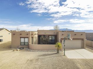 624 5th St NE, Rio Rancho, NM 87124