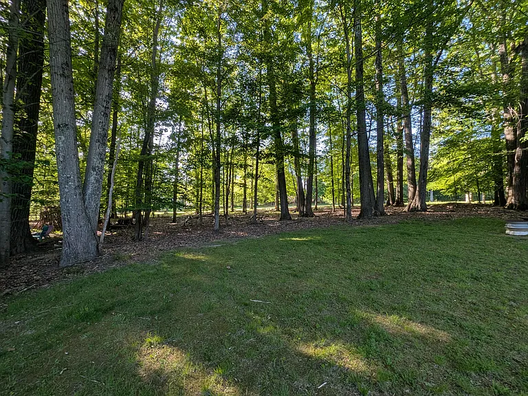 2633 Bay Rd — Photo 22