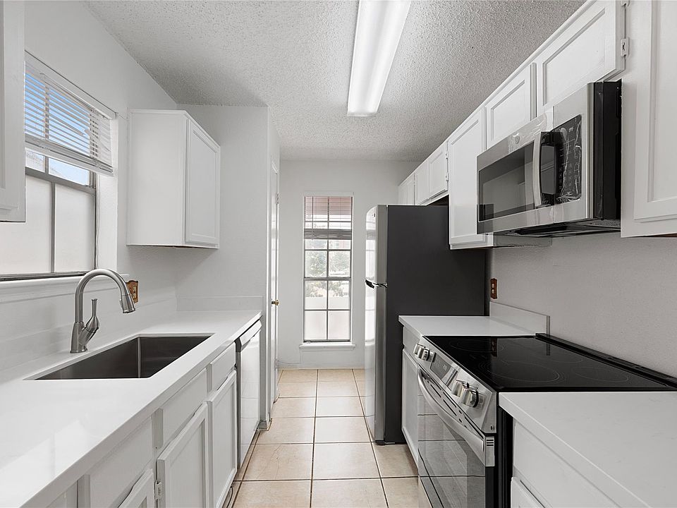 1st image of 2121 Hepburn St APT 912