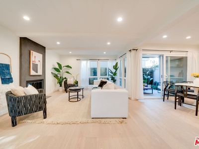 2520 Arizona Ave APT 4, Santa Monica, CA, 90404