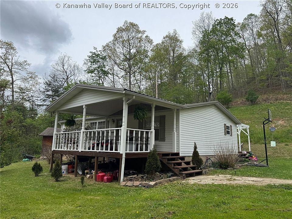 1st image of 27 Burrhead Dr