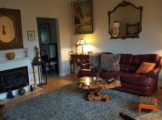 8506 Old Bonhomme Rd, Saint Louis, MO 63132