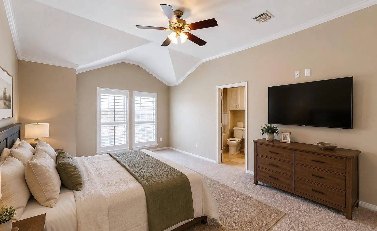 2 bed, 2.5 bath, 2078 sqft, $2,700 — Photo 4