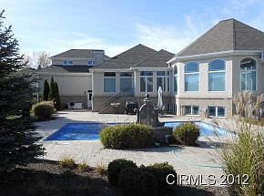 2nd image of 3044 Kennington Way