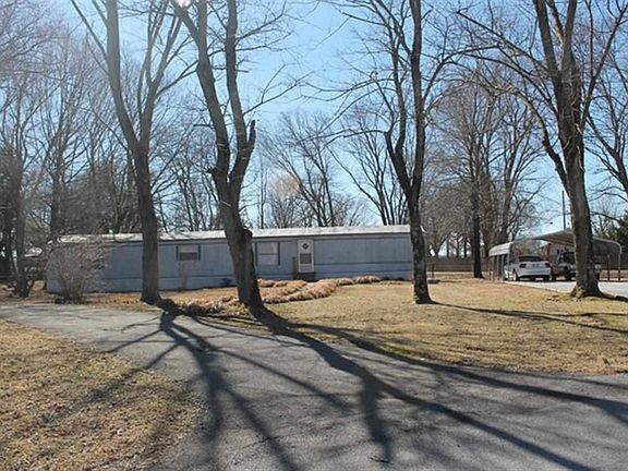 3rd image of 670 Mount Olivet Rd Unit 18