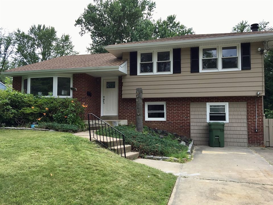 2nd image of 407 King George Rd