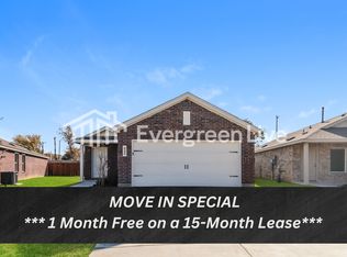 832 Dressage Ln, Aubrey, TX 76227