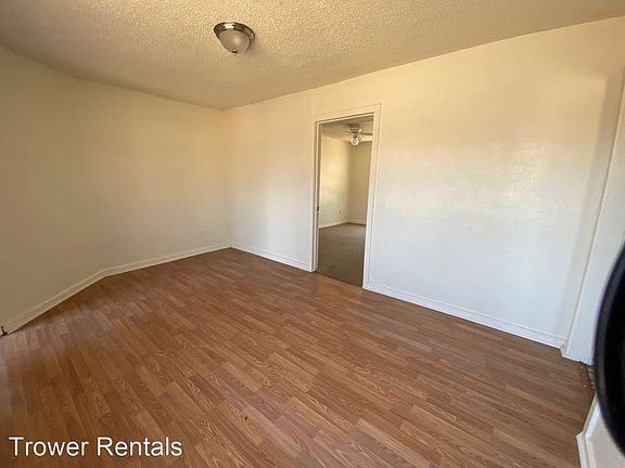5th image of 2101 W 10th St APT 5