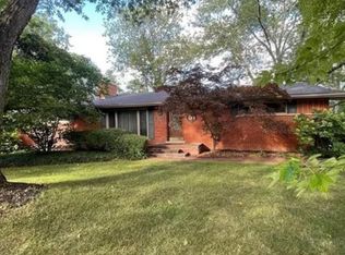 28374 Green Willow St, Farmington Hills, MI 48331